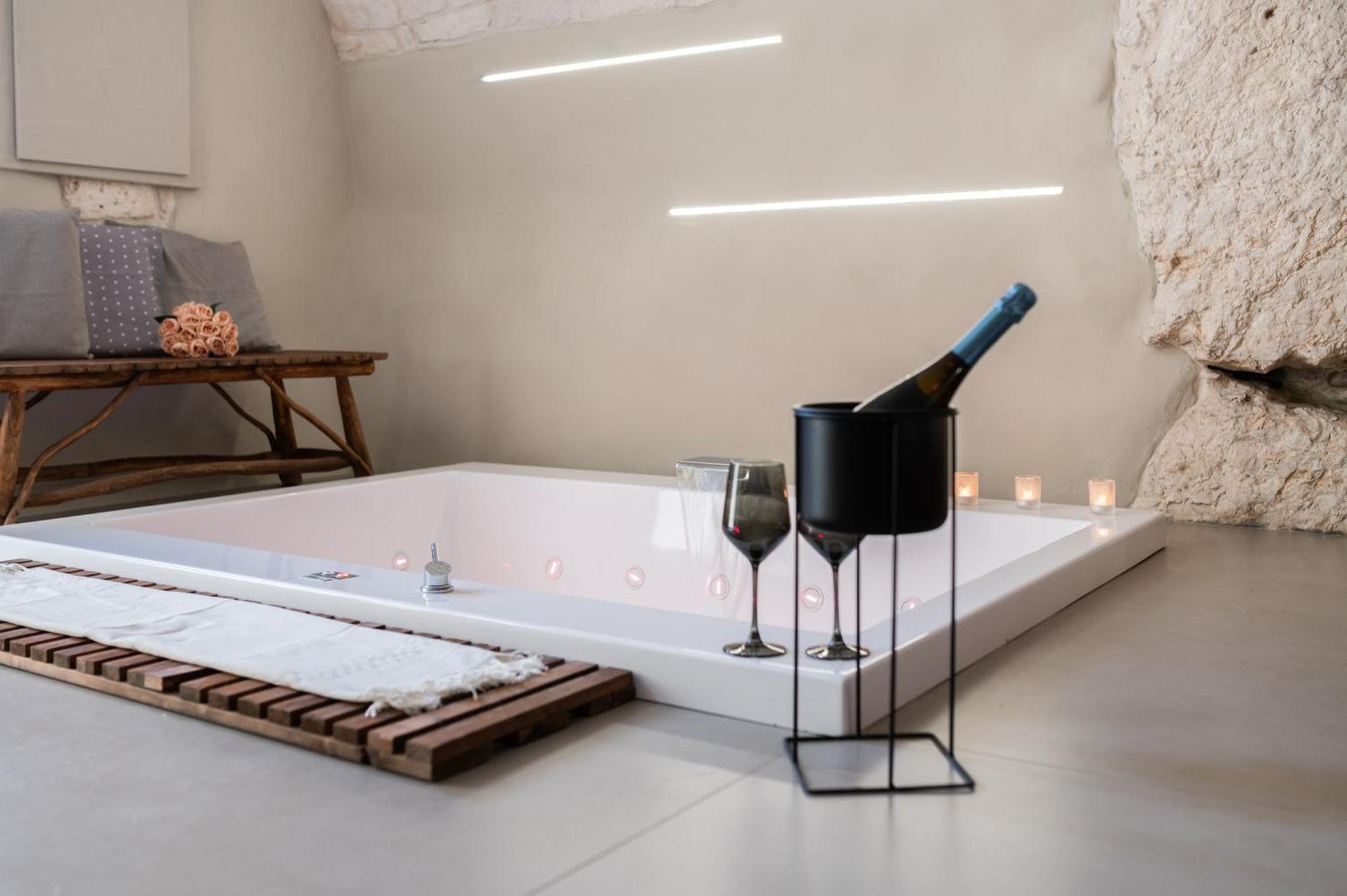 Malolu Luxurysuite Ostuni Eksteriør billede